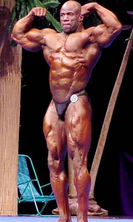 George Turmon at the 2003 IFBB Masters Olympia